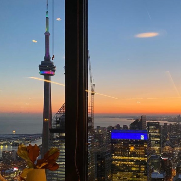 Meet your Posher - Picture 1 of 1